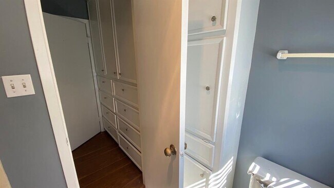 Building Photo - 3615 Windbriar Ct