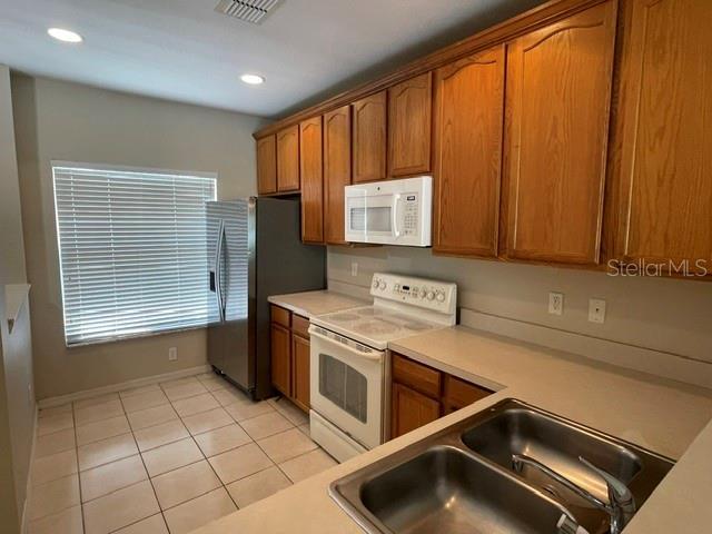Building Photo - 10817 Savannah Wood Ct