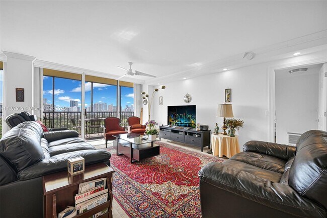 Building Photo - 20335 W Country Club Dr