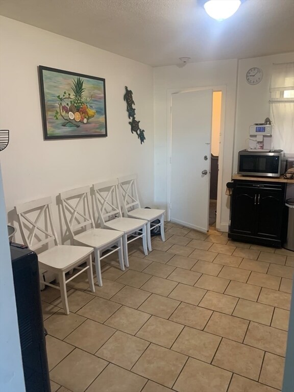 Building Photo - 500 Beach St