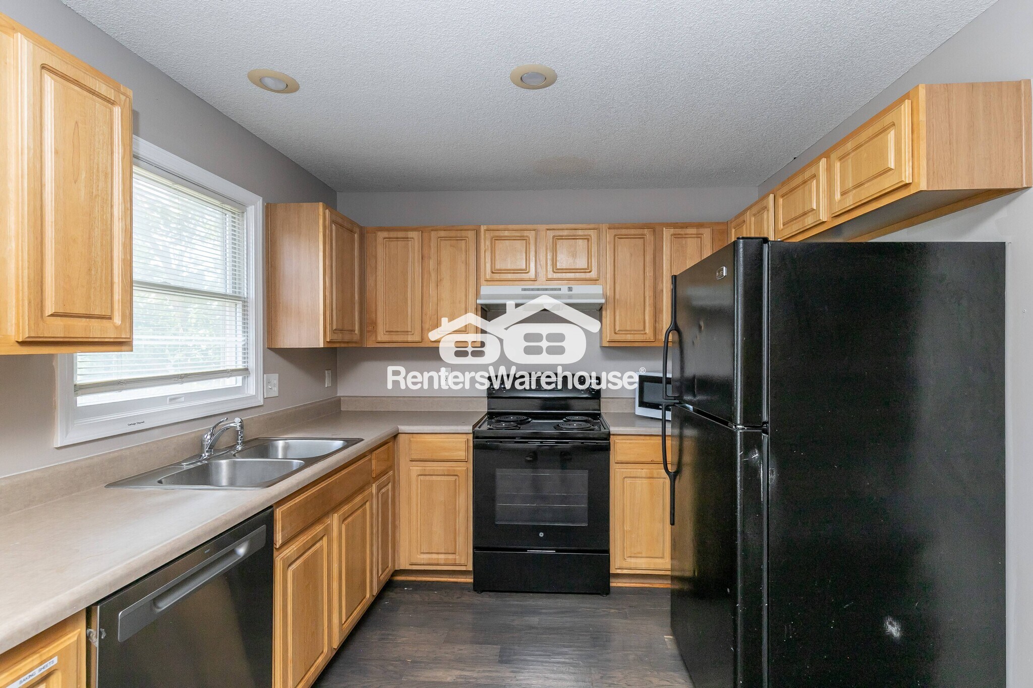 Building Photo - 13009 Washington Ct