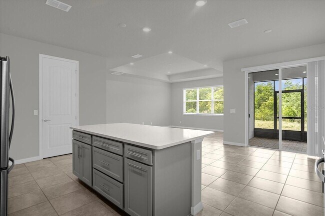 Building Photo - 2124 Live Oak Lake Rd