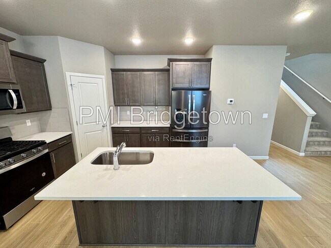 Building Photo - 3715 SW 190th Ter