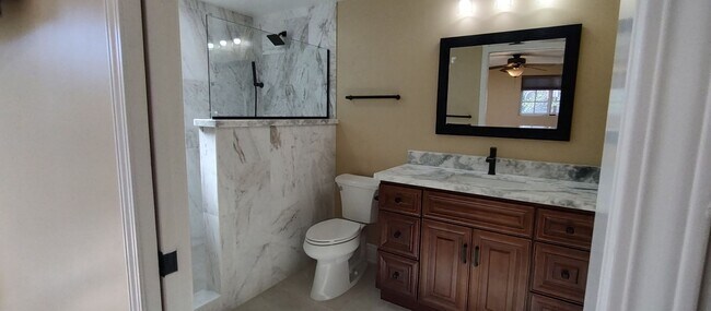 Building Photo - Upgraded Two Story Home - Bay Ho - View Lot - Central AC