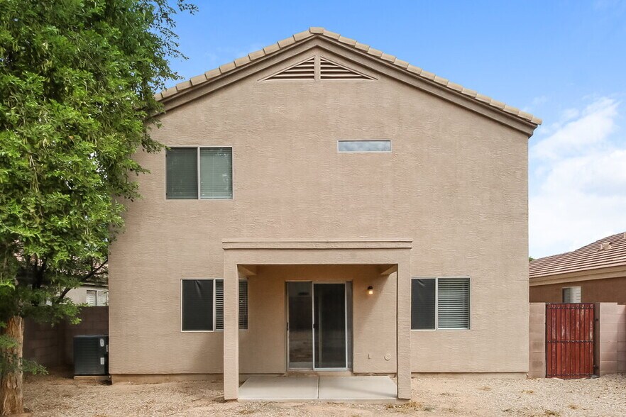 Building Photo - 2297 W Camp River Rd