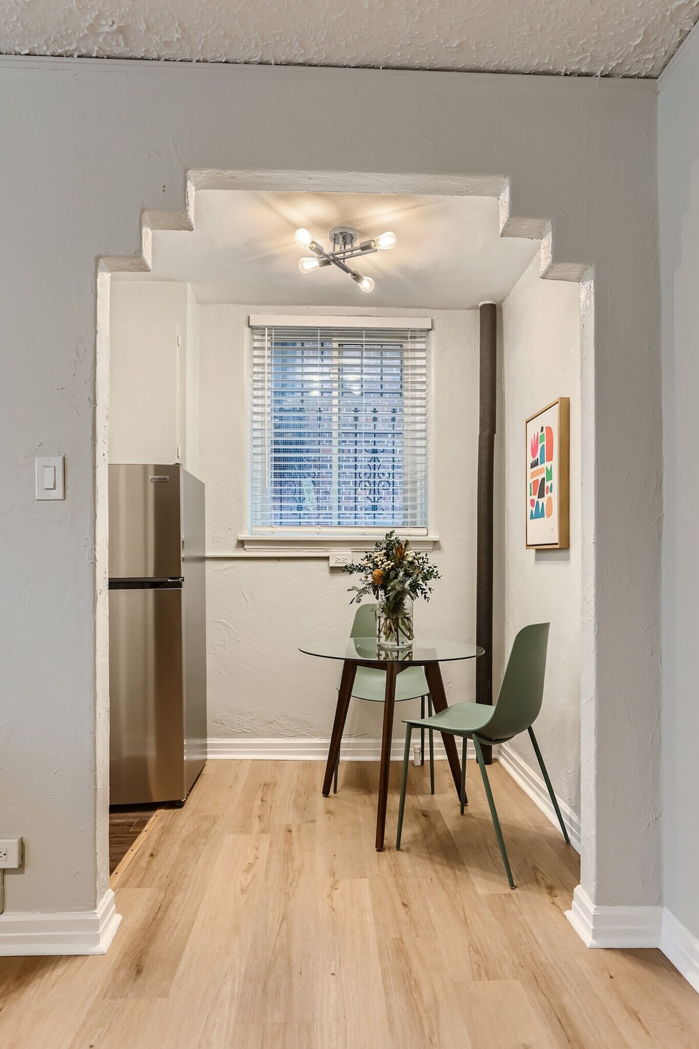 Building Photo - 1666 Detroit St