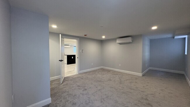 Building Photo - 1-64 Beach 124th St