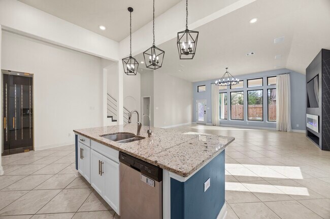 Building Photo - 8222 Lockridge Terrace Ln