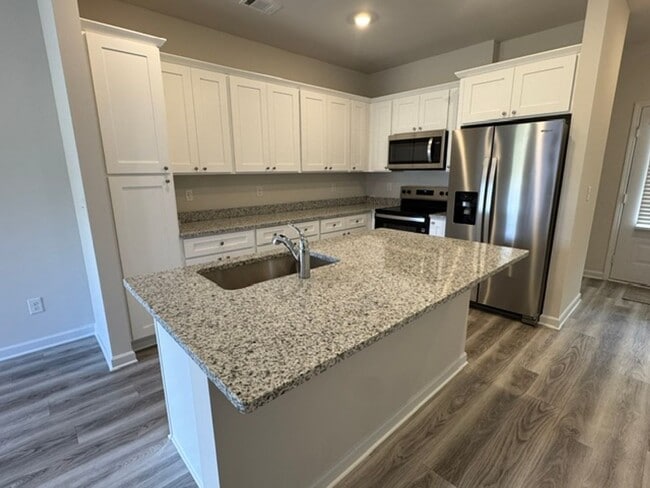 Building Photo - 234 Rooker Dr