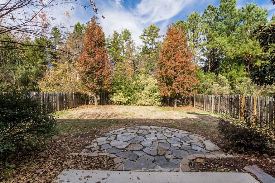 Building Photo - 10625 Haddington Dr