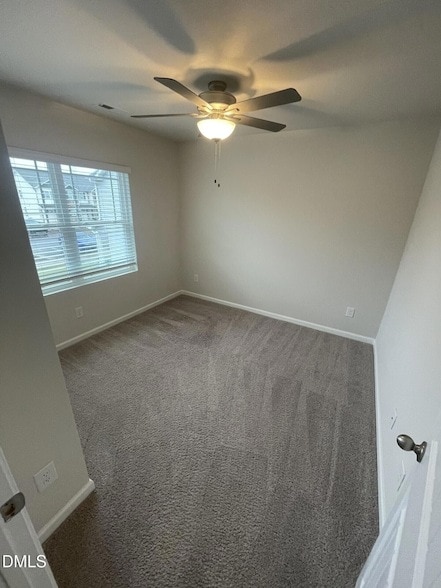 Building Photo - 1089 Peony Ln