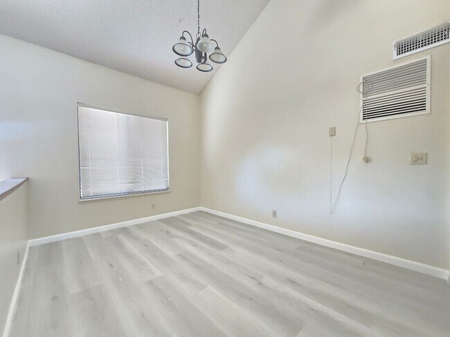 Building Photo - Condo for Rent in Montefino Townhomes – Premium Amenities & Prime Location!