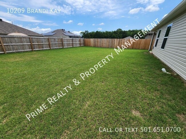 Building Photo - 10209 Brandi Kay Dr