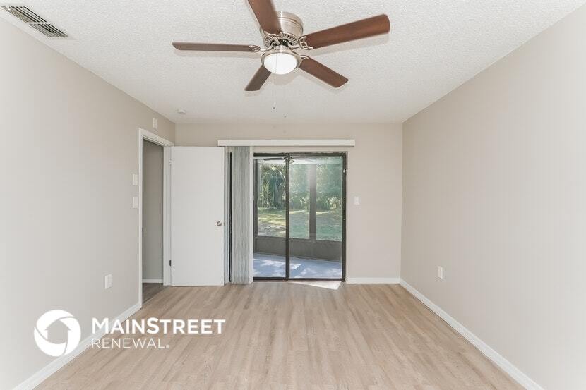 Building Photo - 8055 Wooden Dr