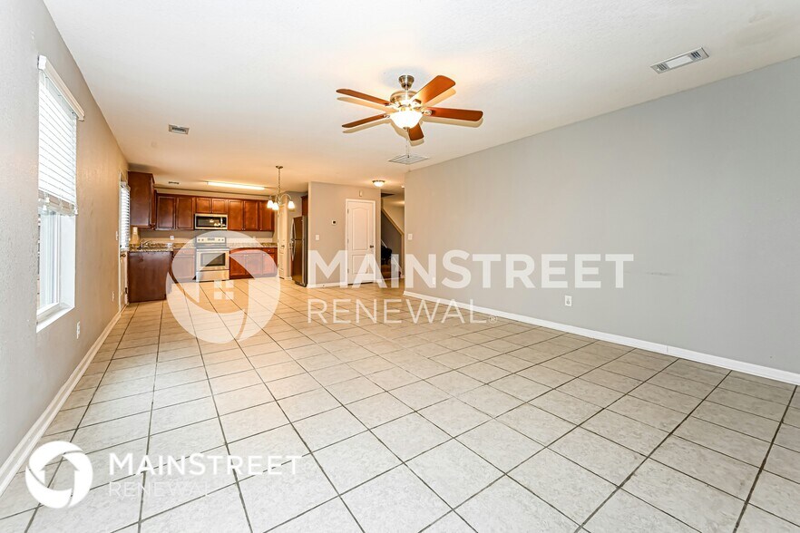 Building Photo - 2509 Queen Bee Dr