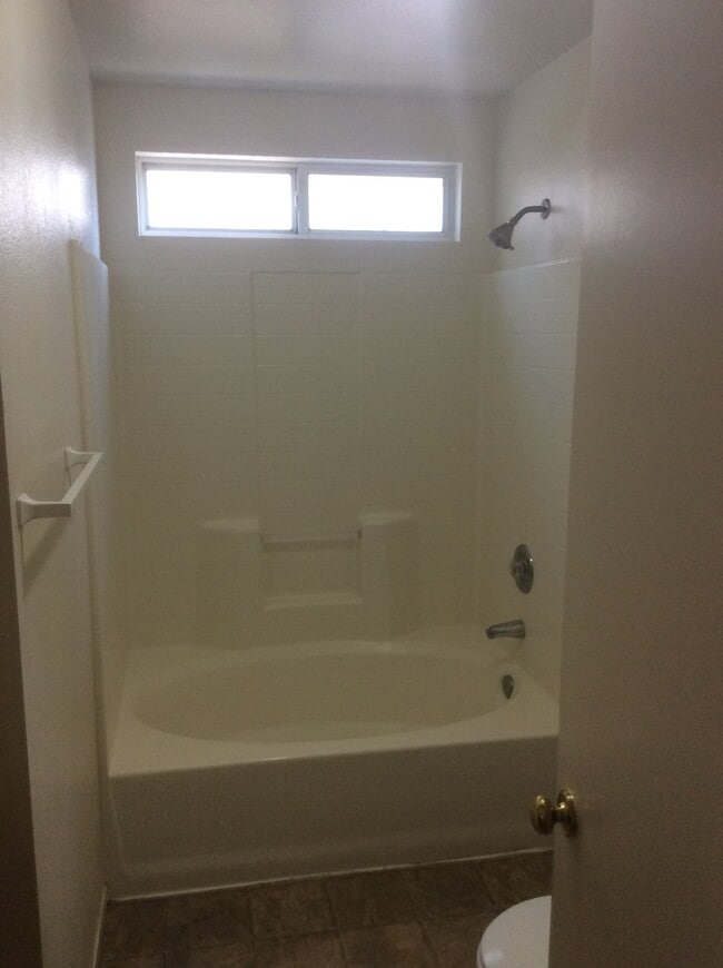 Building Photo - 7314 Sandrinilla St