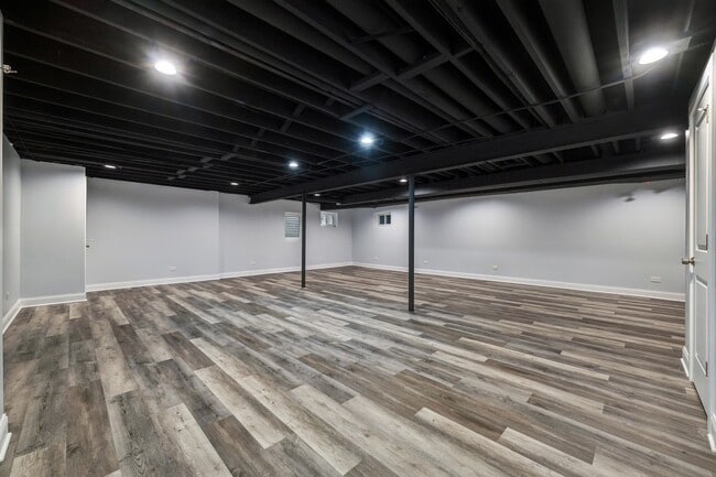 Building Photo - 2175 Kipling Ln