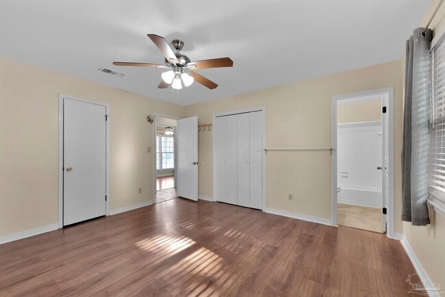 Building Photo - 7710 Charter Oaks Dr