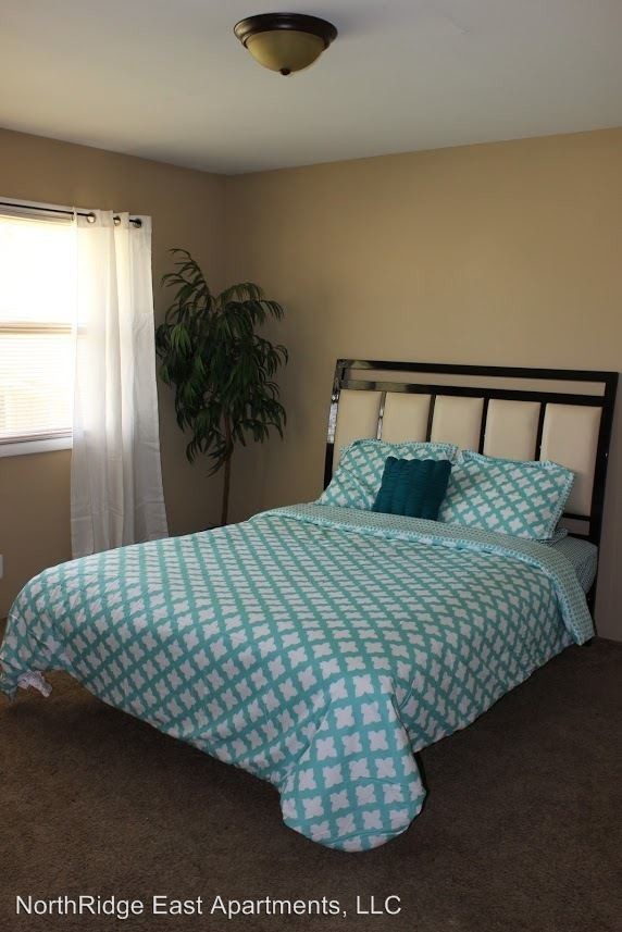 Building Photo - 1409 Lancewood Dr NW