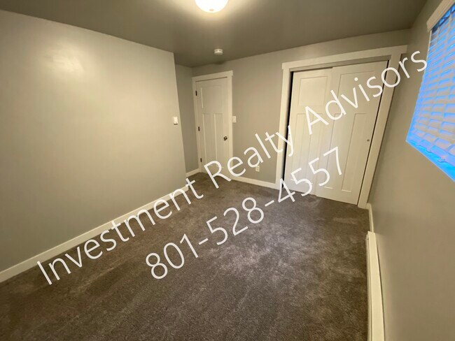 Building Photo - 1134 E 500 S