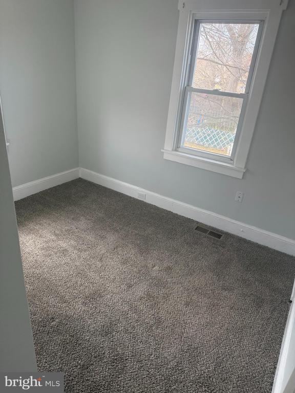 Building Photo - 219 Johnson Ave