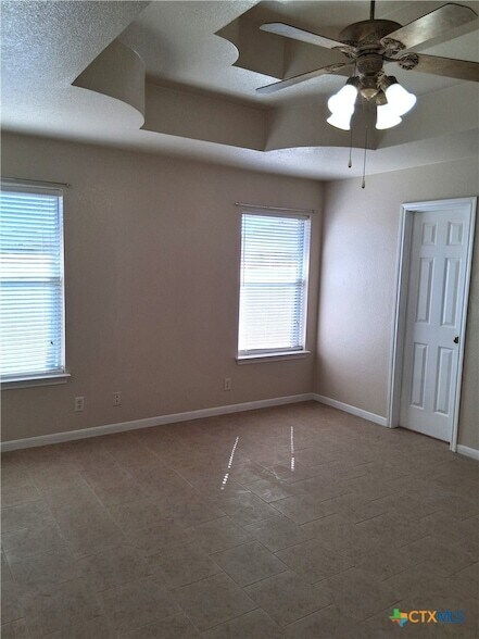 Building Photo - 3107 Lavender Ln