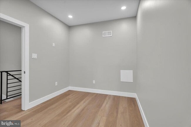 Building Photo - 1013 S 51st St
