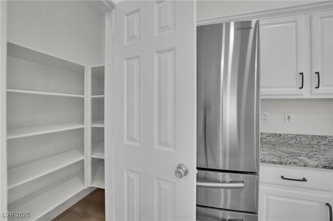 Building Photo - 3027 Panorama Ridge Dr