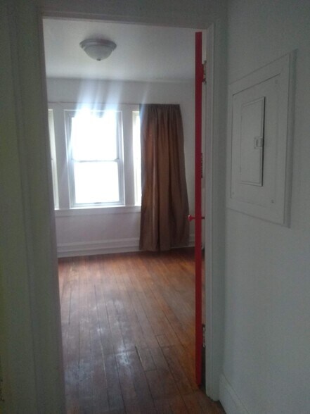 Bedroom - 523 W Beaver Ave
