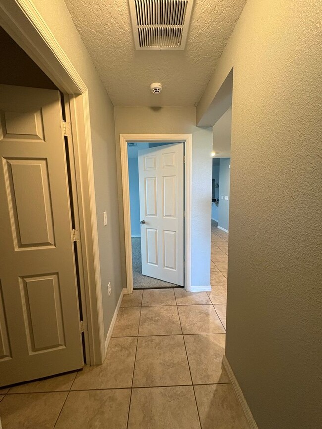 Building Photo - 4751 Maplewild Ln.