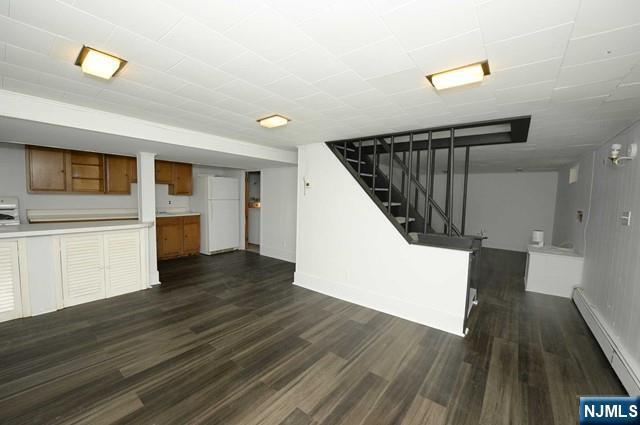 Building Photo - 38-49-49 Vanore Dr