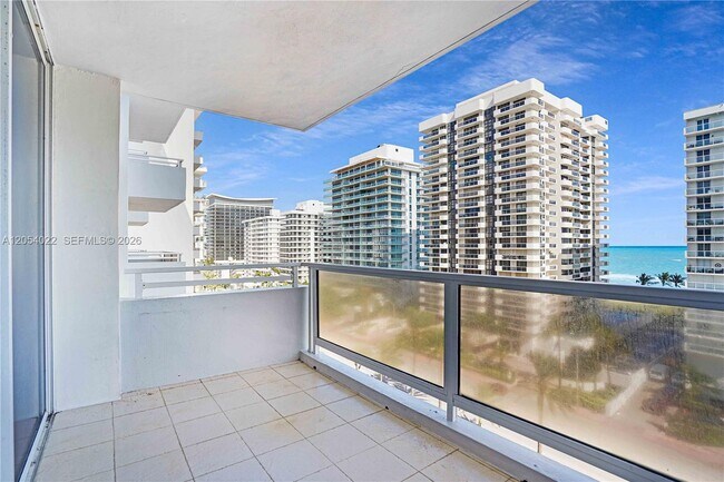 Building Photo - 5700 Collins Ave