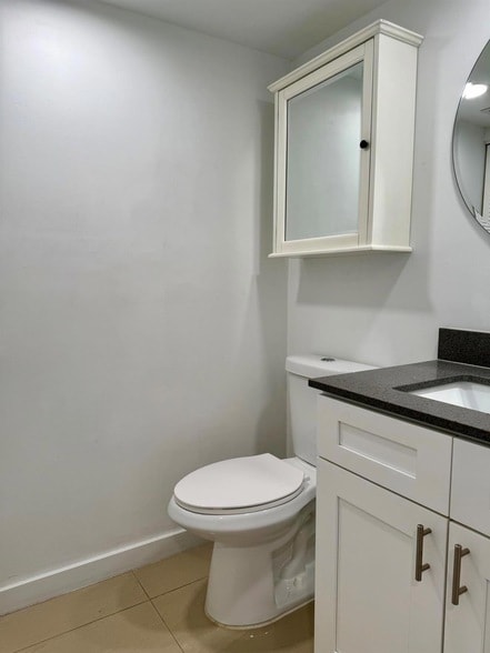 Building Photo - 514 Piedmont K