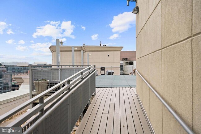 Building Photo - 555 Massachusetts Ave NW