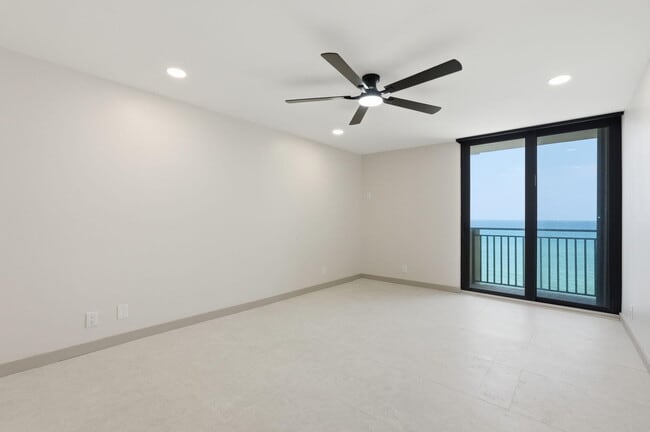Building Photo - 5460 N Ocean Dr