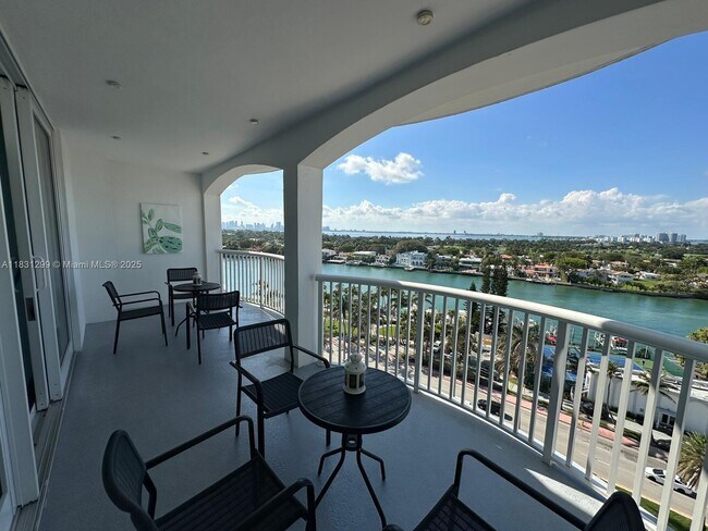 Building Photo - 5401 Collins Ave