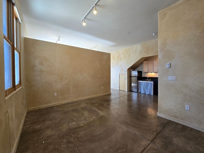 Building Photo - 1012 Marquez Pl