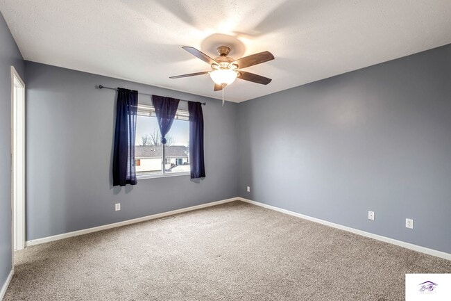 Building Photo - PENDING