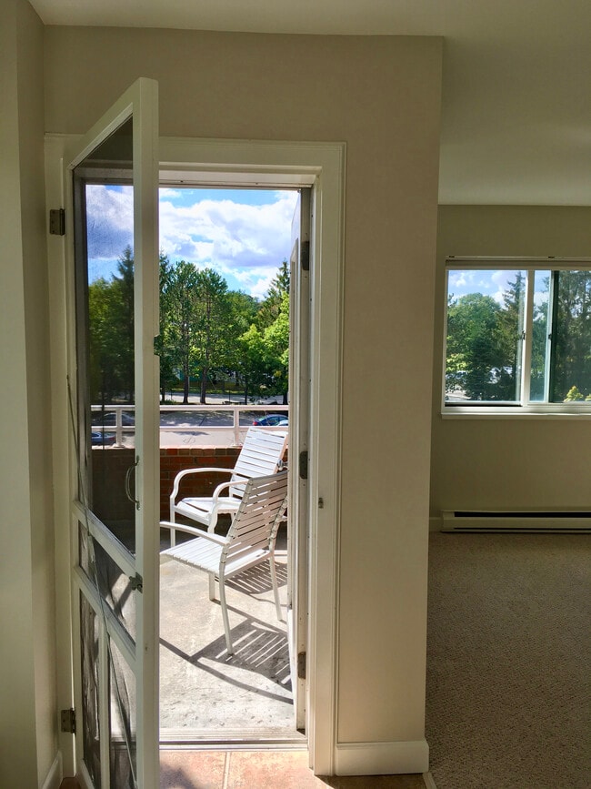 Door to Balcony - 148 Breakwater Dr
