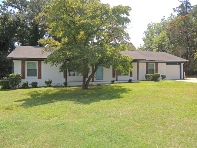 Building Photo - 409 Windfield Ct