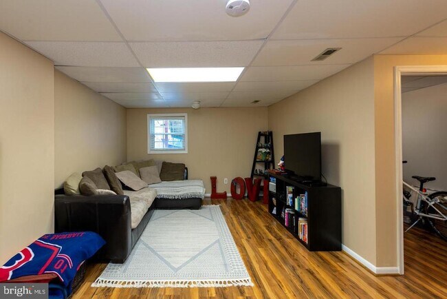 Building Photo - 13662 Barren Springs Ct