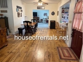 Building Photo - 502 Onley St