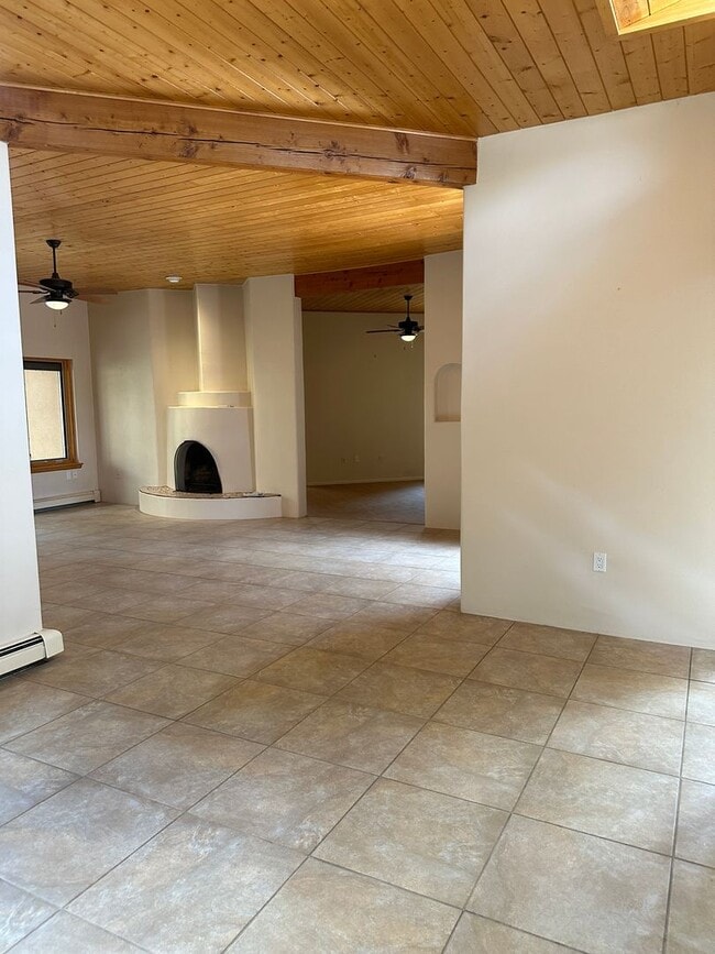 Building Photo - 2877 Plaza Blanca