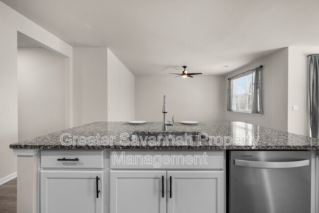 Building Photo - 84 Woodford Reserve Dr