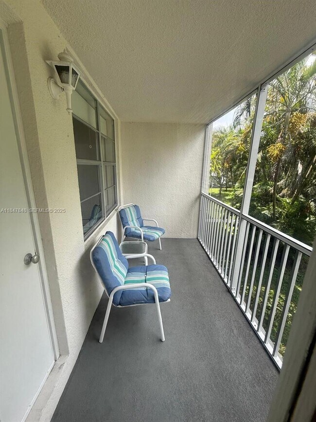 Building Photo - 4025 N Federal Hwy