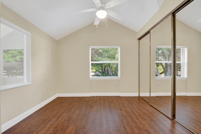 Building Photo - 203 Andover Ct