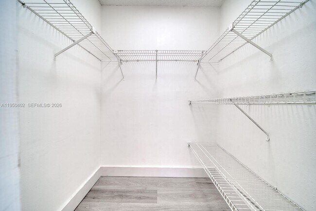 Building Photo - 10795 SW 108th Ave