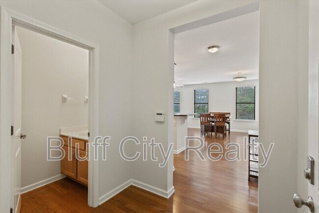 Building Photo - 730 Litty Ct