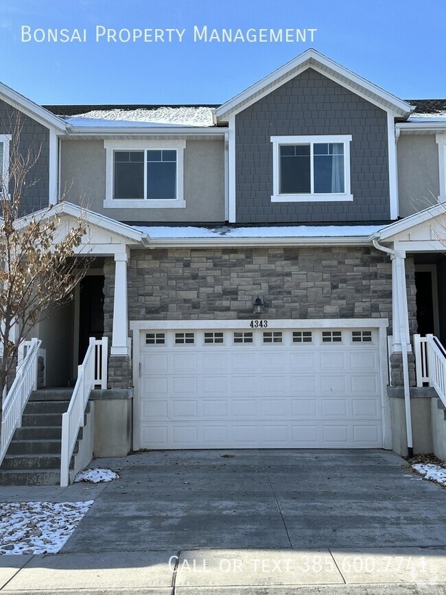 Building Photo - Beautiful Newer Construction Townhome in H...