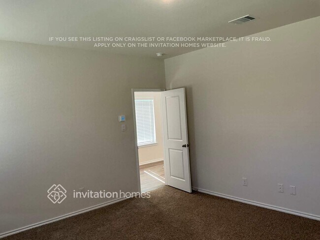 Building Photo - 3909 Amethyst Dr